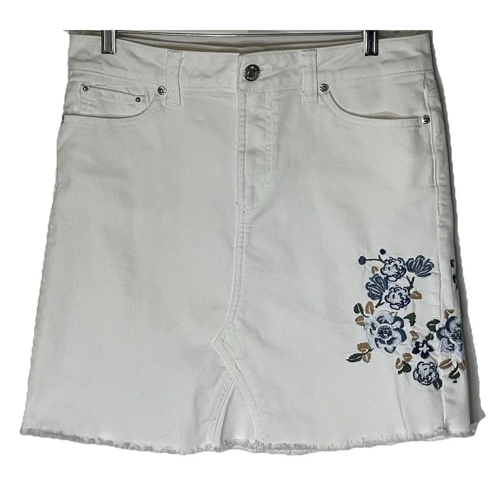 Seven7 White Stretch Denim Above Knee Y2K Skirt‎ Women's Size 8 Embroidered